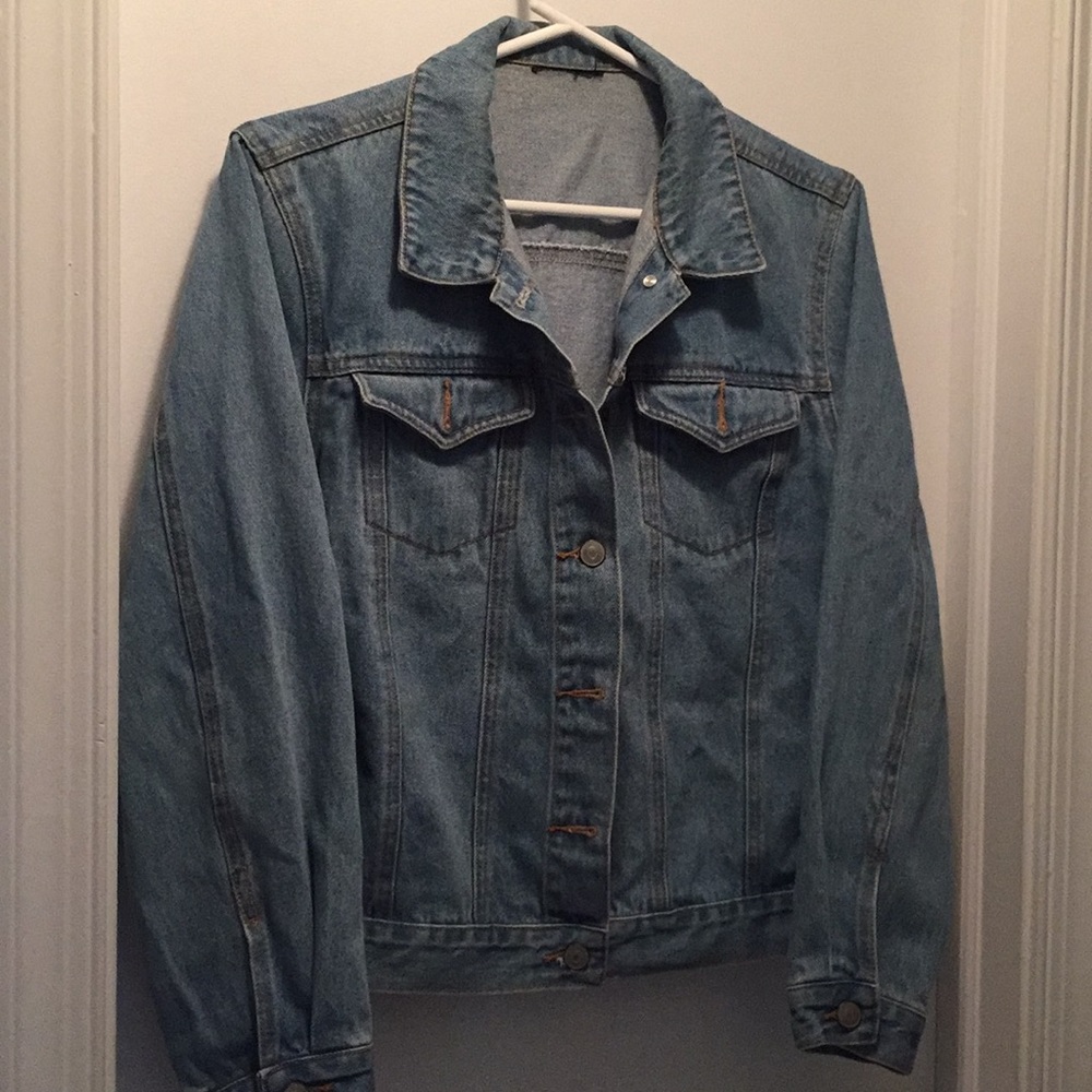 Jean jacket. Size M